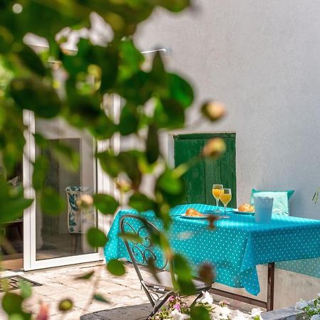 Vintage House Al Pozzo Aparthotel Đảo Hvar Ngoại thất bức ảnh