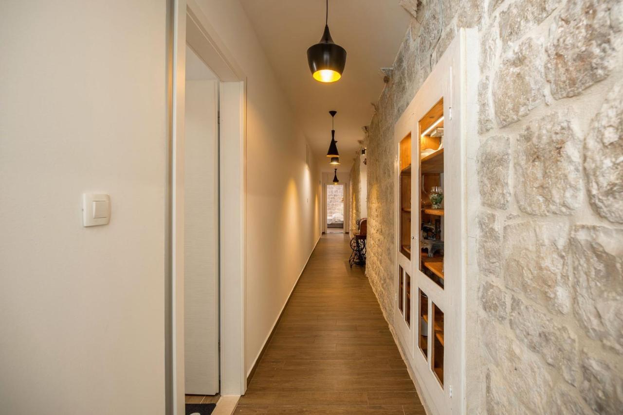 Vintage House Al Pozzo Aparthotel Đảo Hvar Ngoại thất bức ảnh