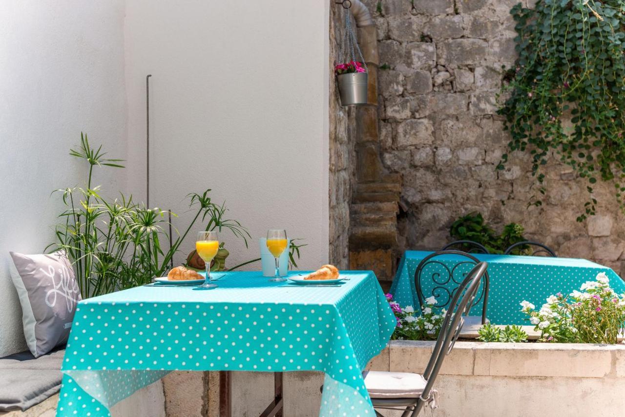 Vintage House Al Pozzo Aparthotel Đảo Hvar Ngoại thất bức ảnh