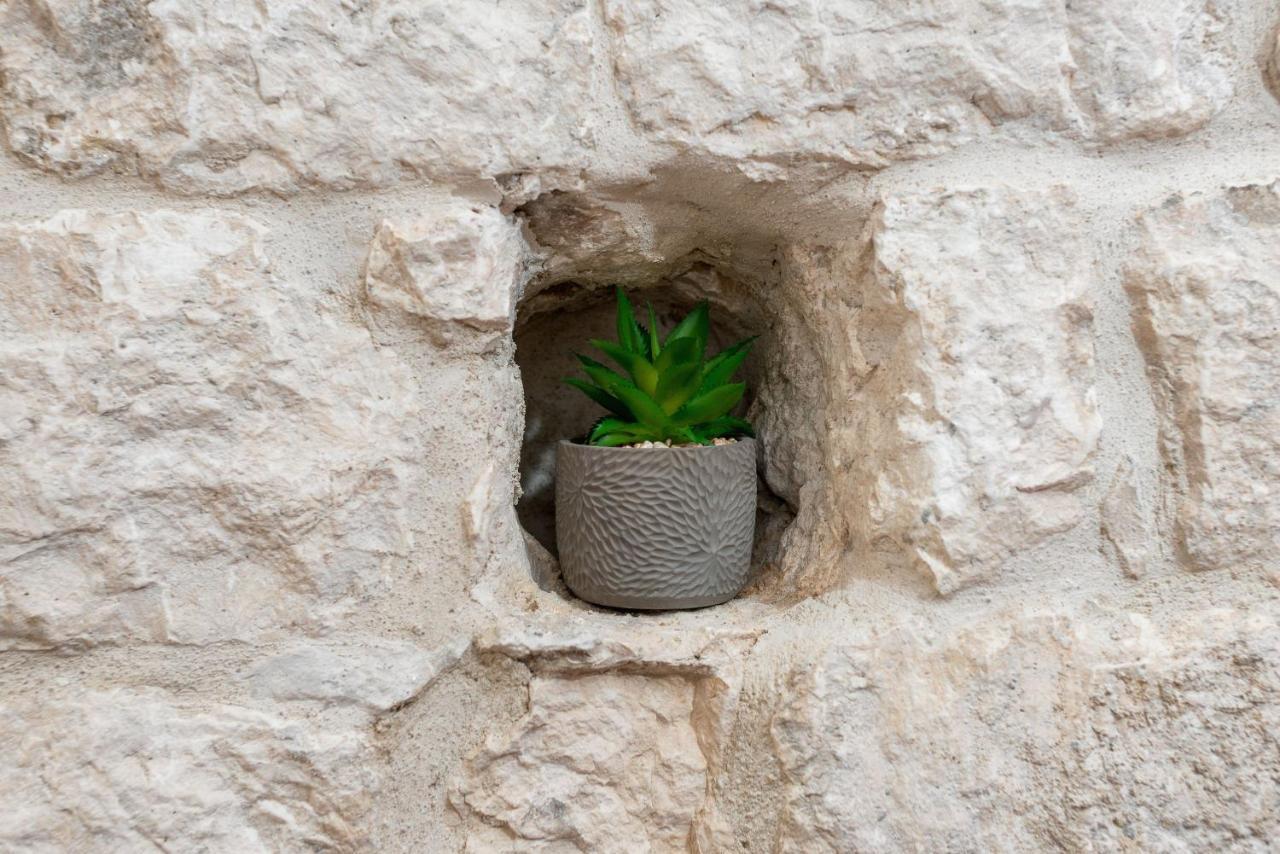 Vintage House Al Pozzo Aparthotel Đảo Hvar Ngoại thất bức ảnh