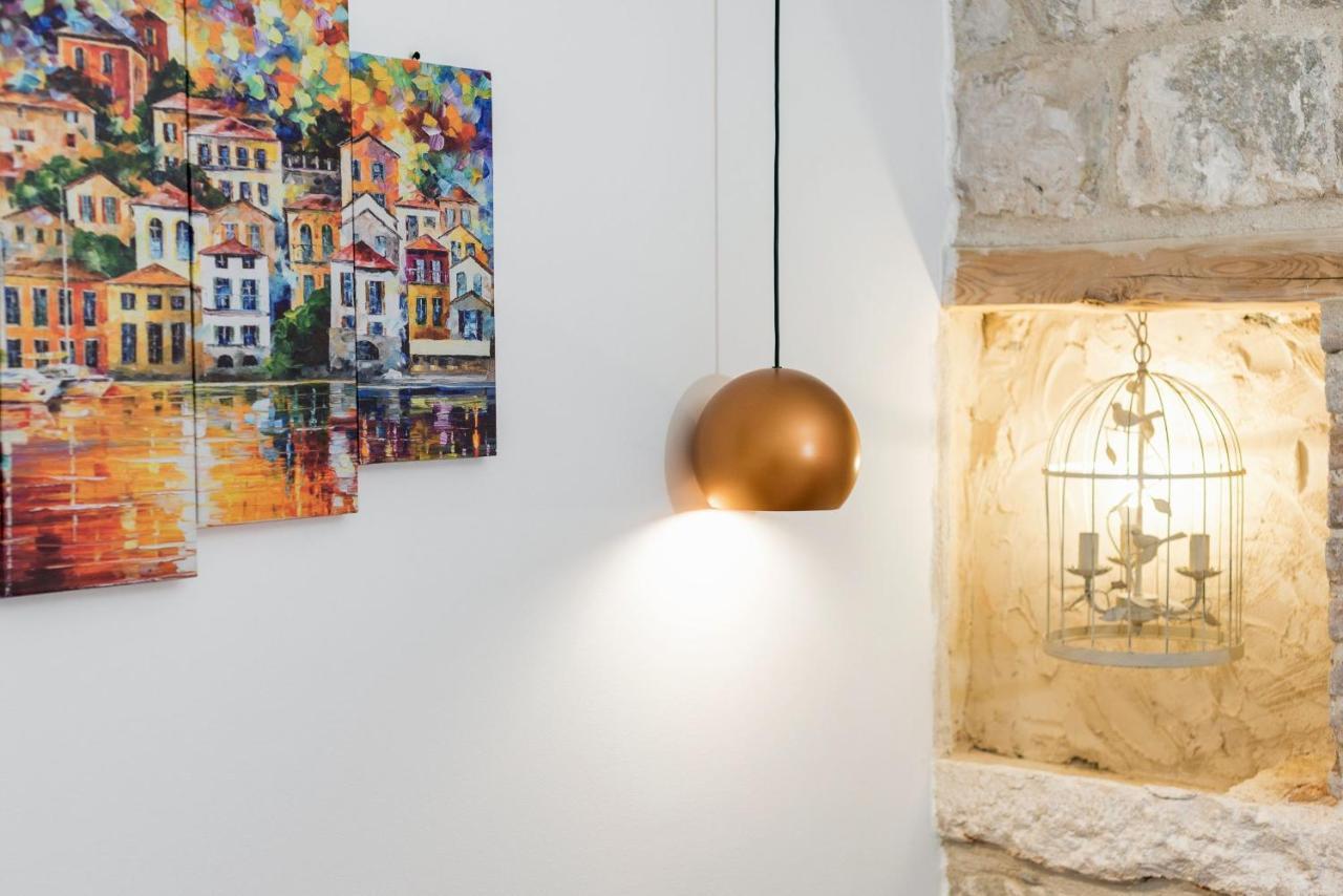 Vintage House Al Pozzo Aparthotel Đảo Hvar Ngoại thất bức ảnh
