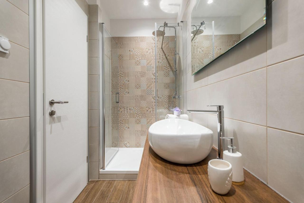 Vintage House Al Pozzo Aparthotel Đảo Hvar Ngoại thất bức ảnh