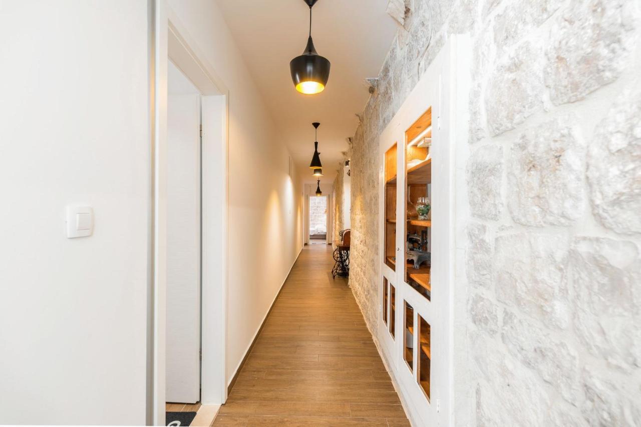 Vintage House Al Pozzo Aparthotel Đảo Hvar Ngoại thất bức ảnh