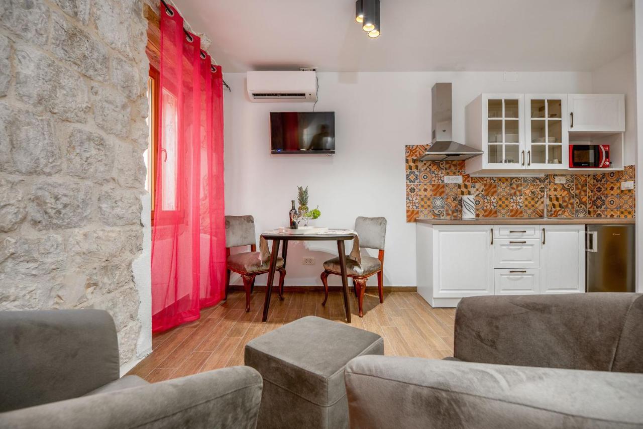 Vintage House Al Pozzo Aparthotel Đảo Hvar Ngoại thất bức ảnh