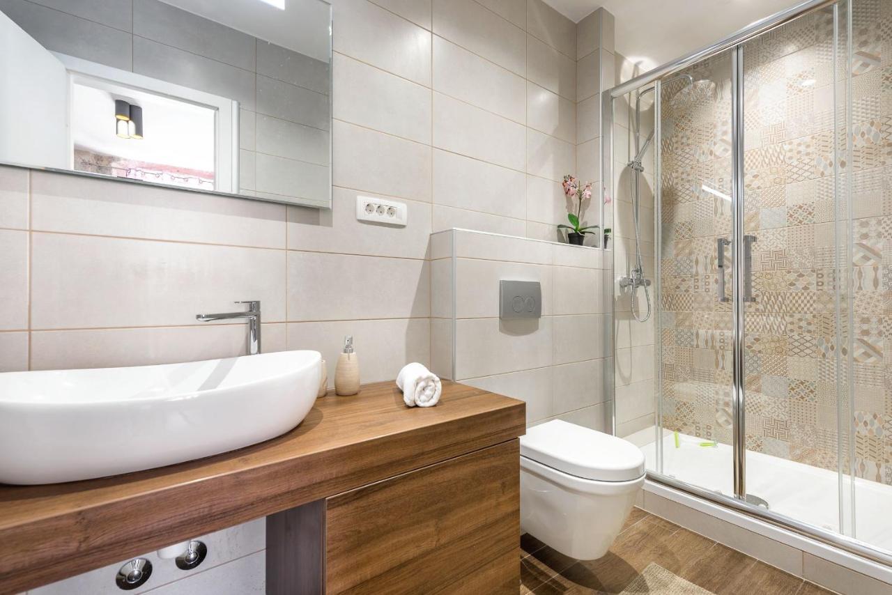 Vintage House Al Pozzo Aparthotel Đảo Hvar Ngoại thất bức ảnh