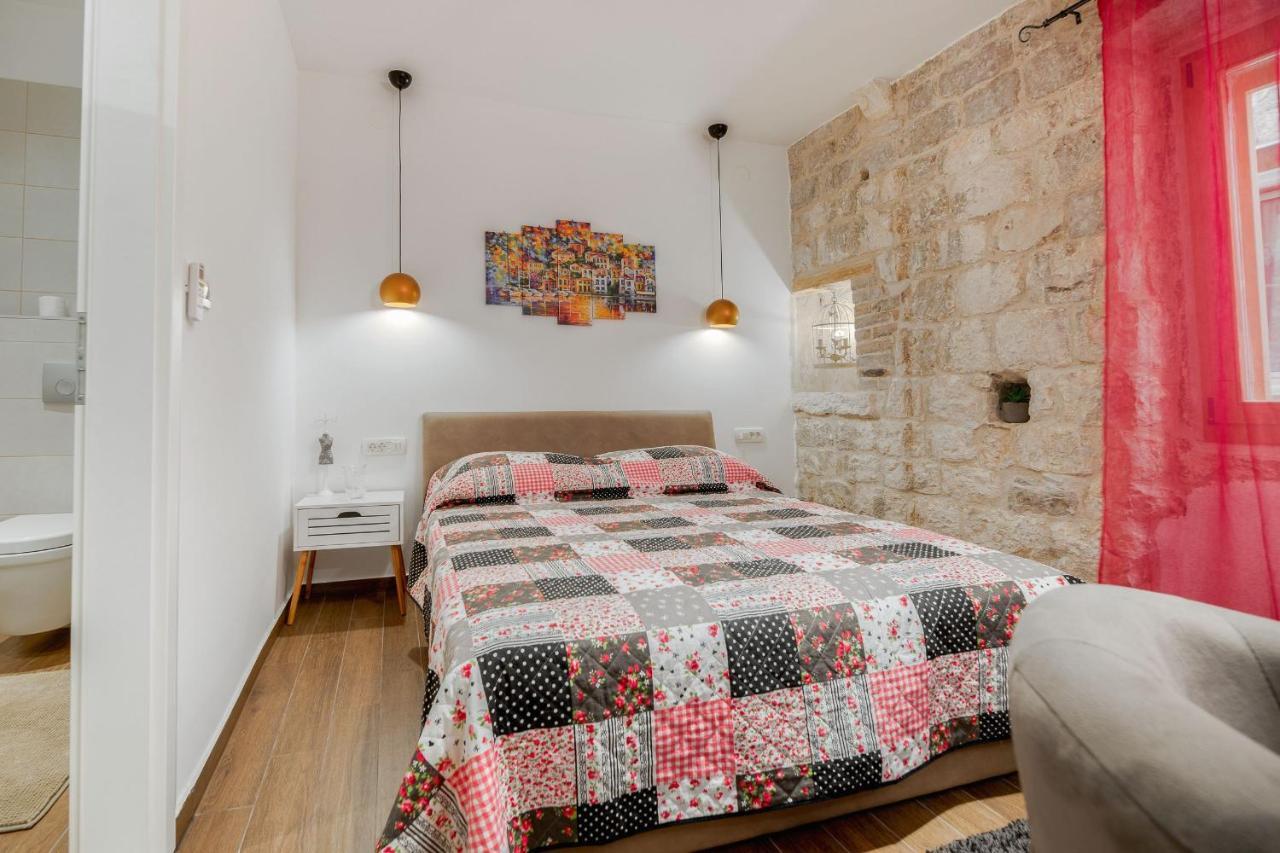 Vintage House Al Pozzo Aparthotel Đảo Hvar Ngoại thất bức ảnh