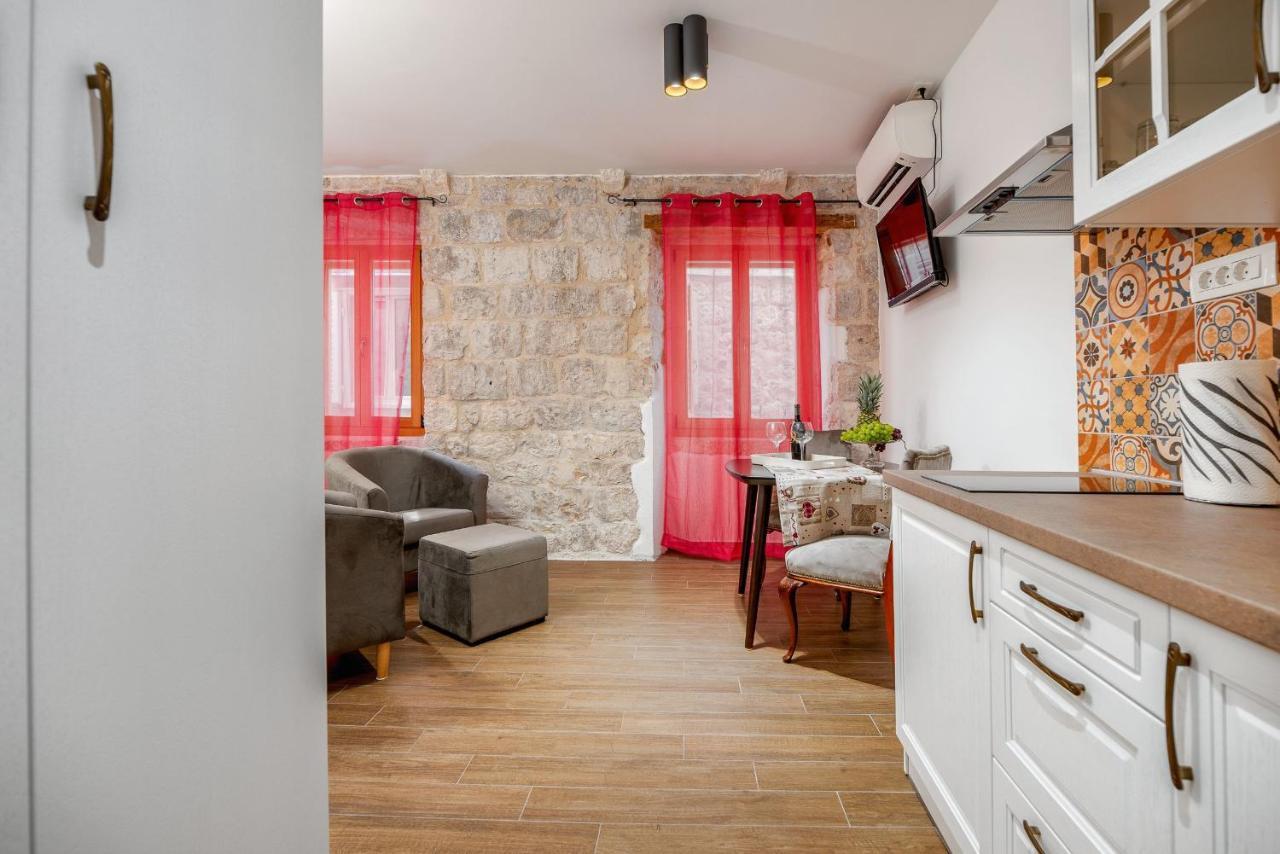 Vintage House Al Pozzo Aparthotel Đảo Hvar Ngoại thất bức ảnh