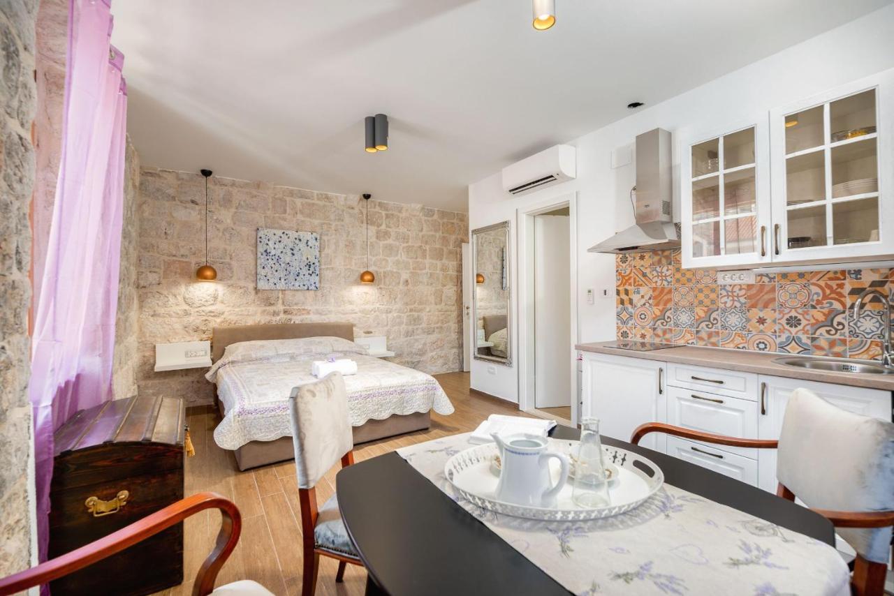 Vintage House Al Pozzo Aparthotel Đảo Hvar Ngoại thất bức ảnh