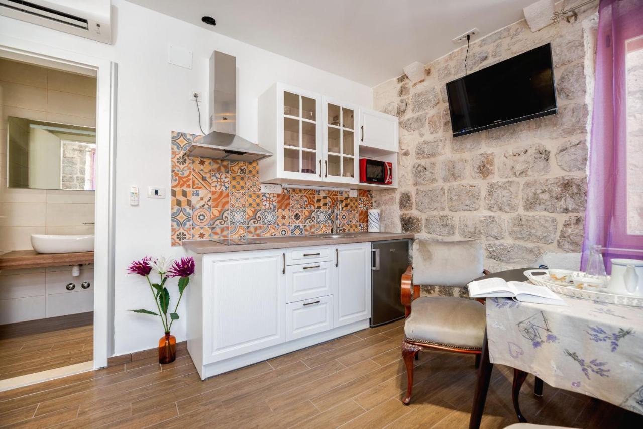 Vintage House Al Pozzo Aparthotel Đảo Hvar Ngoại thất bức ảnh